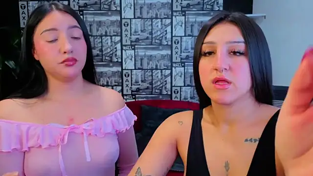 Snapshot of Isa_And_Natasha chatting on 18, 6, 2026 Isa And Natasha online show from 18, 6, 2026