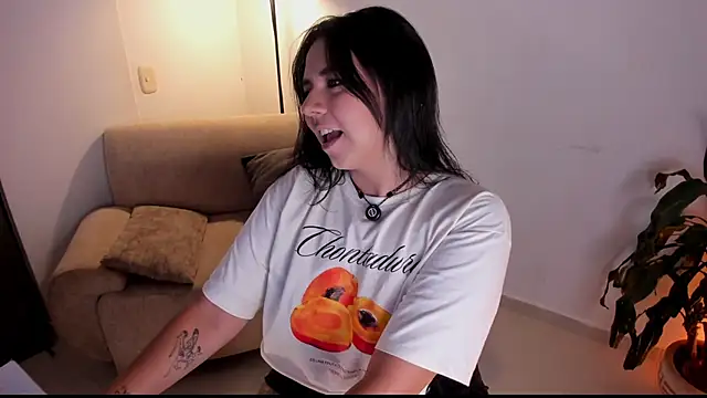 Amber  Davis online show from 24, 3, 2026