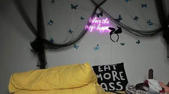 ThickAssRena online show from 11, 2, 2025