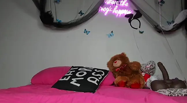 ThickAssRena online show from 17, 2, 2025