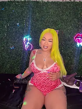 ThickAssRena online show from 4, 4, 2026