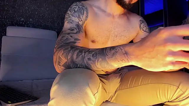 MarkWalker   online show from 15, 9, 2025