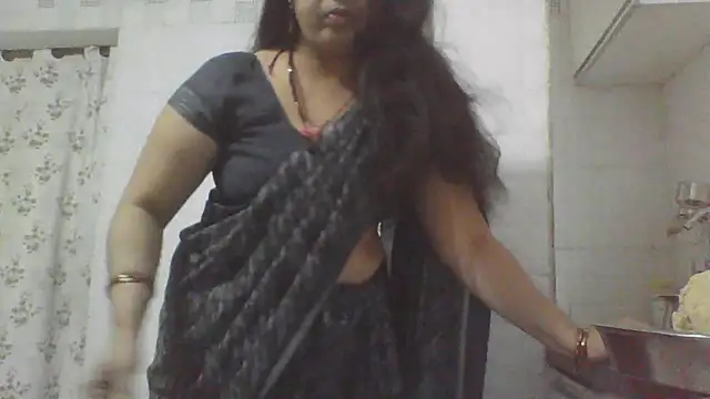Snapshot of Riyasingh9 chatting on 14, 12, 2024 Riyasingh9 online show from 14, 12, 2024