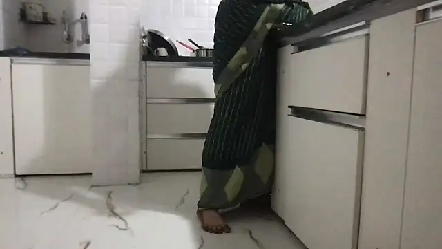 Snapshot of Riyasingh9 chatting on 15, 10, 2025 Riyasingh9 online show from 15, 10, 2025