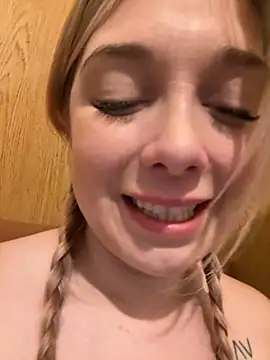 CherryAuroraa online show from 29, 12, 2024