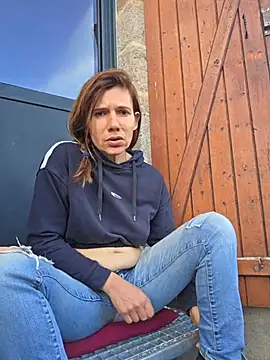 Lina lou4 online show from 8, 11, 2025