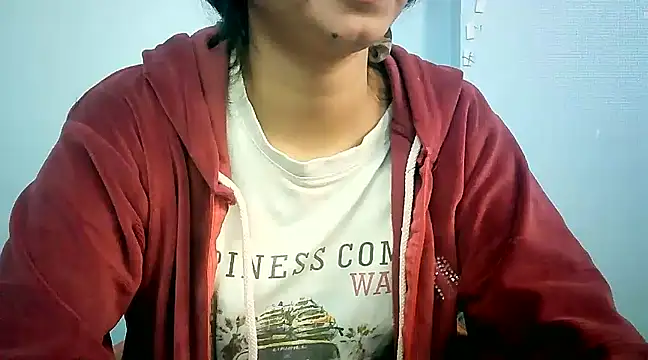 Snapshot of lovelydesi21 chatting on 13, 1, 2025 lovelydesi21 online show from 13, 1, 2025