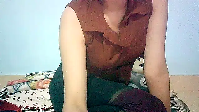 Snapshot of lovelydesi21 chatting on 31, 1, 2025 lovelydesi21 online show from 31, 1, 2025