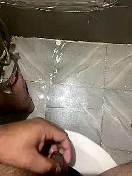 Snapshot of Rahuldhe22 chatting on 17, 9, 2025 Rahuldhe22 online show from 17, 9, 2025