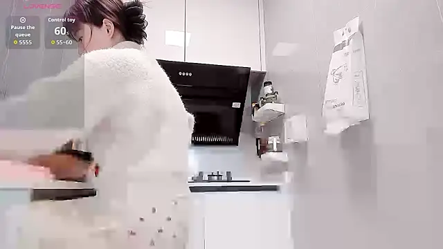 Snapshot of Vivian-6 chatting on 20, 3, 2026 Vivian-6 online show from 20, 3, 2026