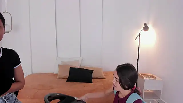 sexychanell 18 online show from 5, 1, 2025