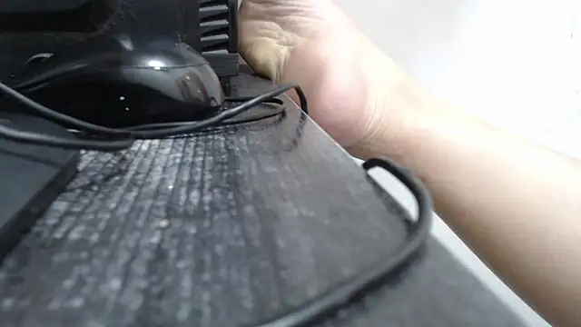 Laura hottt online show from 15, 11, 2025