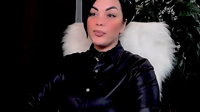 Snapshot of QueenOfUrKink chatting on 12, 2, 2026 QueenOfUrKink online show from 12, 2, 2026