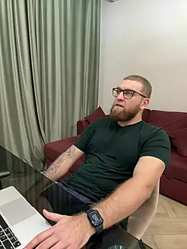 Bear bear  online show from 6, 3, 2025