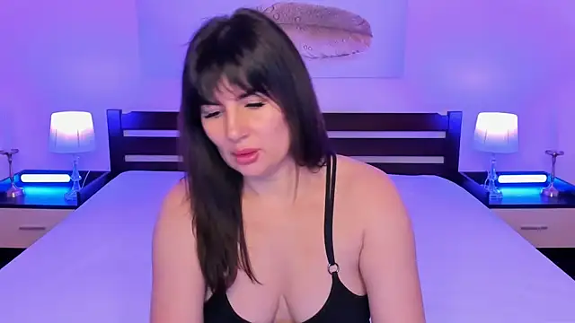 Jesss Leone online show from 6, 3, 2026