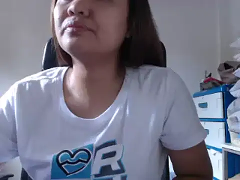 xTheLastVIRGINx online show from 8, 1, 2025