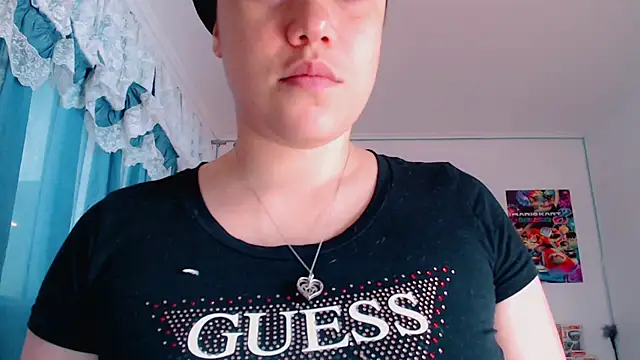 Emmy Ruiz online show from 11, 12, 2024