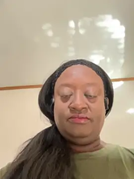 Katiefyi online show from 15, 4, 2026