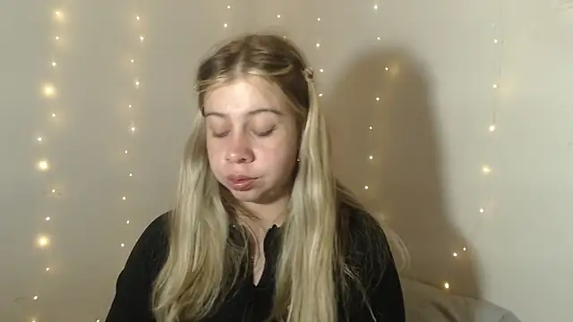 SweetSofty online show from 30, 9, 2025