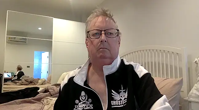 Snapshot of Paul4U2000 chatting on 18, 12, 2024 Paul4U2000 online show from 18, 12, 2024