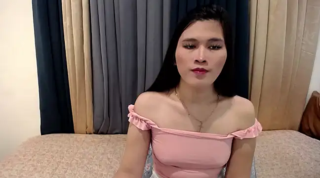 Snapshot of imyours-chenxx chatting on 1, 3, 2025 imyours-chenxx online show from 1, 3, 2025