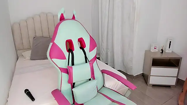 Snapshot of sofia_henaok chatting on 7, 2, 2025 sofia henaok online show from 7, 2, 2025