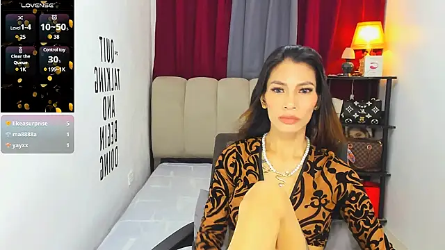 Trixie Mattel21 online show from 11, 3, 2025