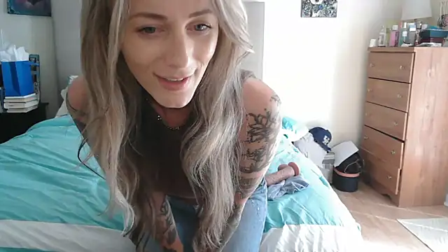 Heyitsmee33 online show from 9, 5, 2026