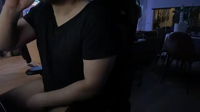 HungandThickLatin online show from 19, 3, 2025