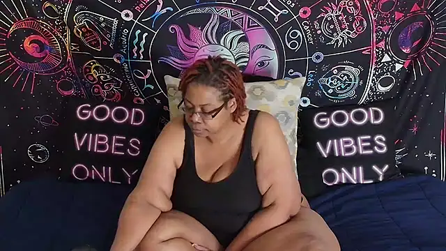 RenaeCumsAlot69 online show from 11, 6, 2026