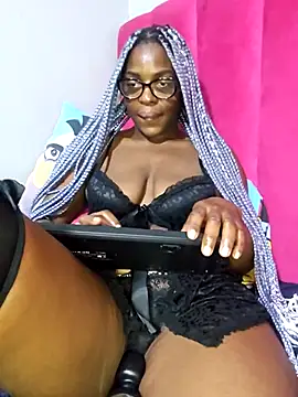 Snapshot of Shaniko89 chatting on 7, 4, 2026 Shaniko89 online show from 7, 4, 2026