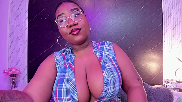 Darnellqueen online show from 17, 9, 2025