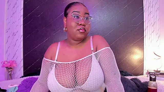 Darnellqueen online show from 7, 10, 2025