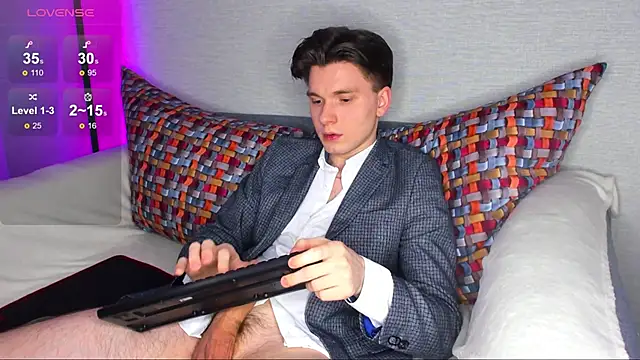 maxboy4 online show from 19, 2, 2025