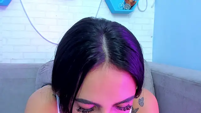 Helenn monroy1 online show from 26, 2, 2025