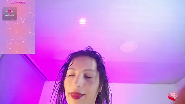 Miley Walker1 online show from 19, 2, 2025