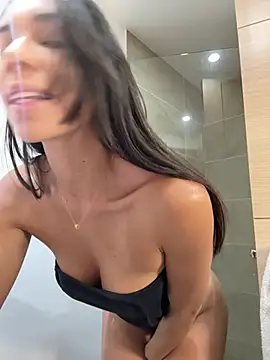 Snapshot of EllaSanz_ chatting on 23, 2, 2025 EllaSanz online show from 23, 2, 2025