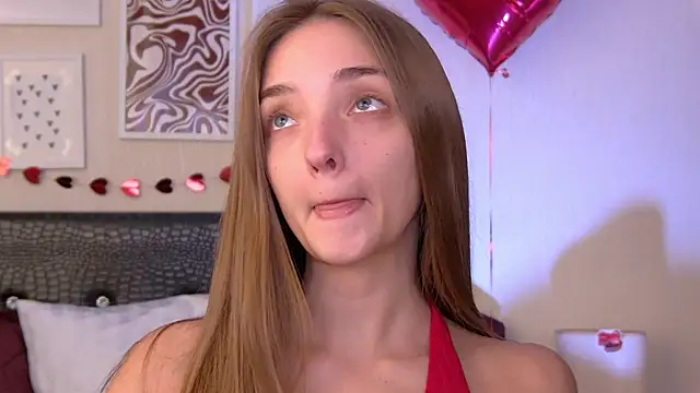 VirginieCruz online show from 20, 2, 2026