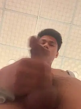 Hullax online show from 4, 4, 2026