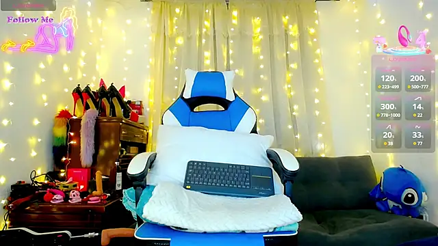 Aleexx    online show from 17, 2, 2026