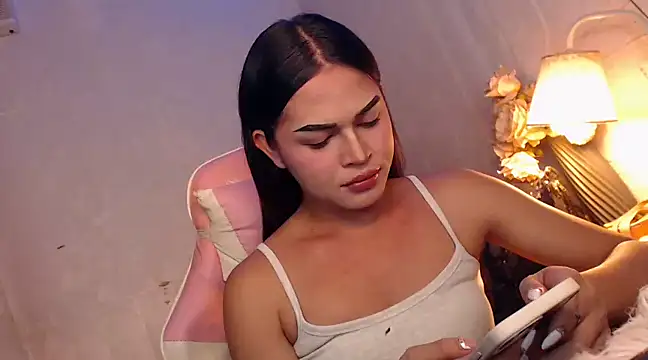 Snapshot of Ashely_Lewis chatting on 7, 12, 2024 Ashely Lewis online show from 7, 12, 2024