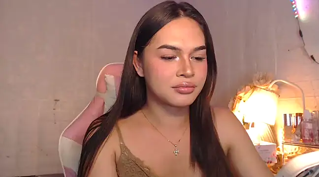 Snapshot of Ashely_Lewis chatting on 19, 1, 2025 Ashely Lewis online show from 19, 1, 2025