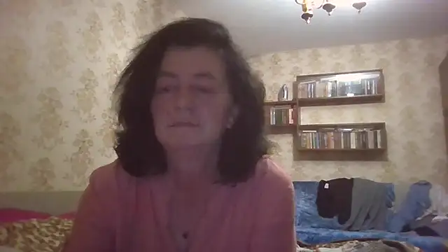 GypsiQueen2 online show from 17, 7, 2026