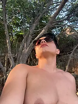 LukeLouHarvey online show from 3, 2, 2025