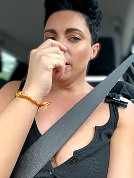 LukeLouHarvey online show from 17, 10, 2025