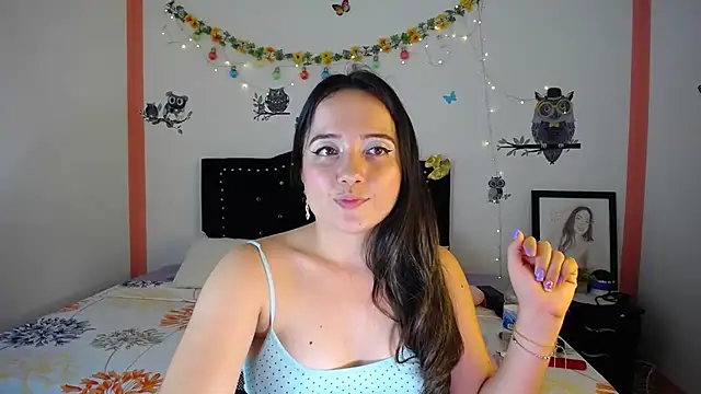 naughty girl 4u online show from 5, 2, 2025