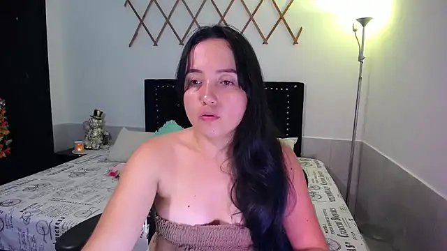 naughty girl 4u online show from 1, 10, 2025