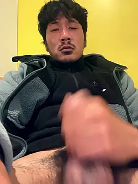 juniiorre online show from 15, 3, 2026