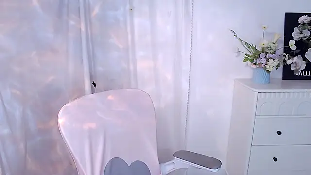 SHY- -girl online show from 25, 7, 2026