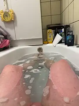 David19932908 online show from 11, 2, 2025